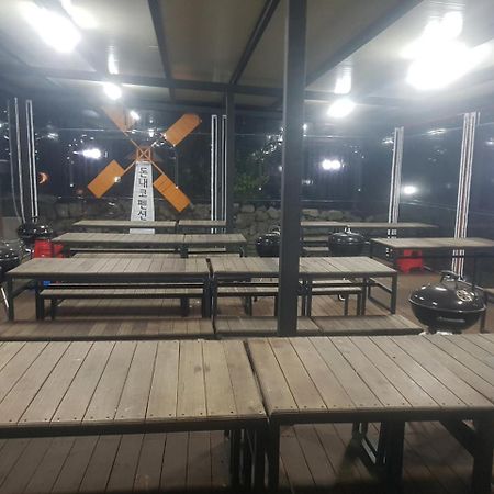 Donnaeko Pension Σεογκουίπο Εξωτερικό φωτογραφία